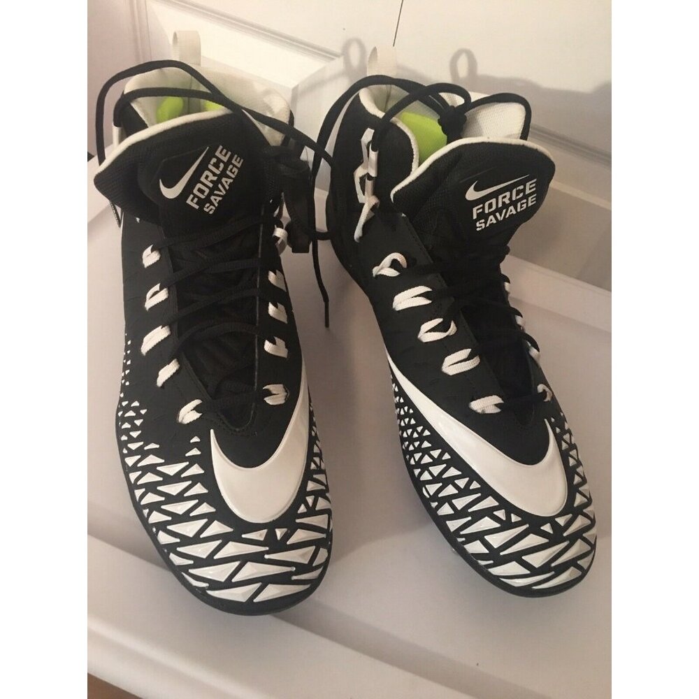 NEW‎ Nike Men’s Sz 16 Black White Pro D Force Savage Football Cleats 902677-001